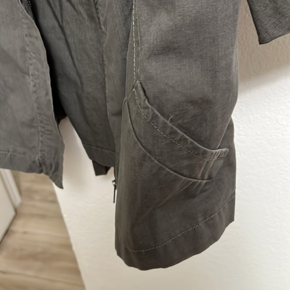 Ann Taylor structured jacket with style! - Picture 5 of 7